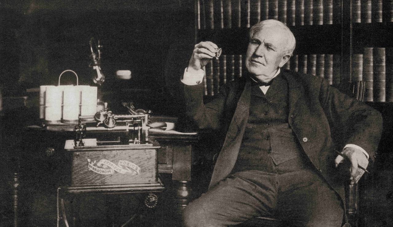THOMAS ALVA EDISON